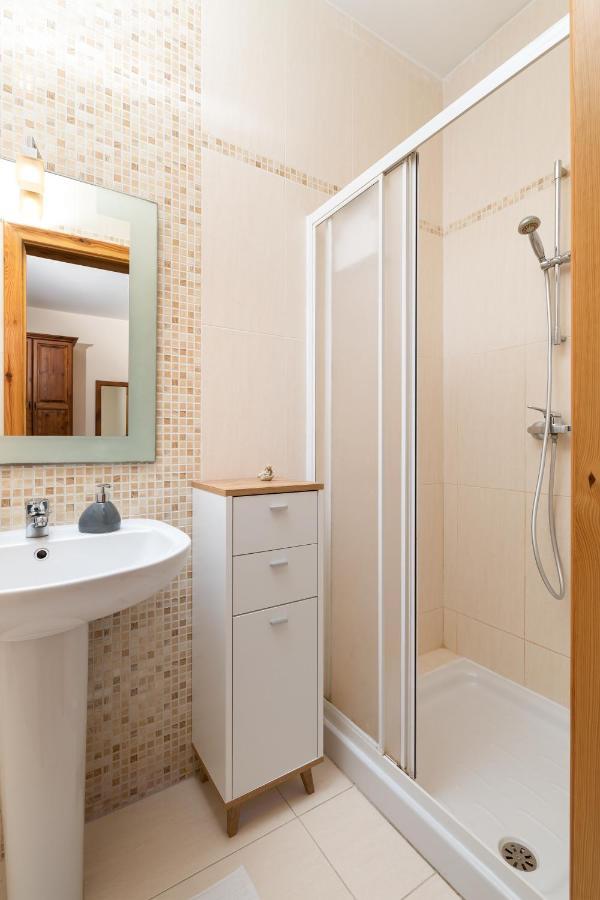 Spacious, Bright & Cosy 2 Bedroom 2 Bathroom Apartment - Msida Uni Heights Kültér fotó