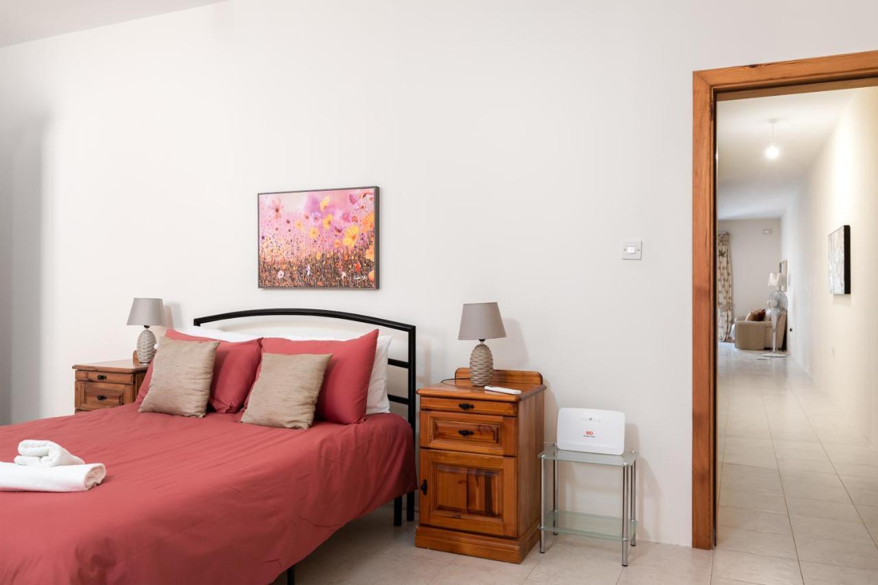 Spacious, Bright & Cosy 2 Bedroom 2 Bathroom Apartment - Msida Uni Heights Kültér fotó