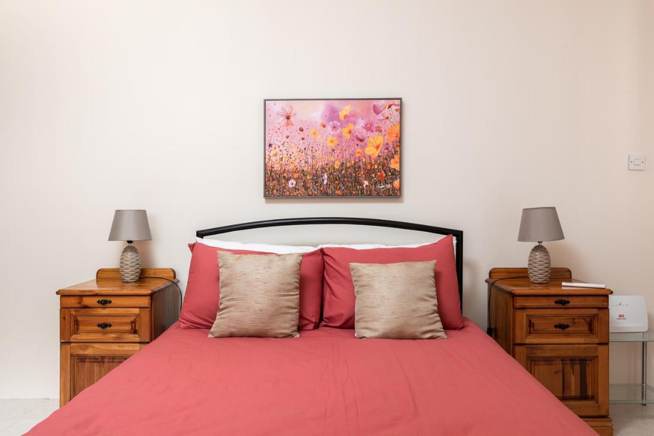 Spacious, Bright & Cosy 2 Bedroom 2 Bathroom Apartment - Msida Uni Heights Kültér fotó