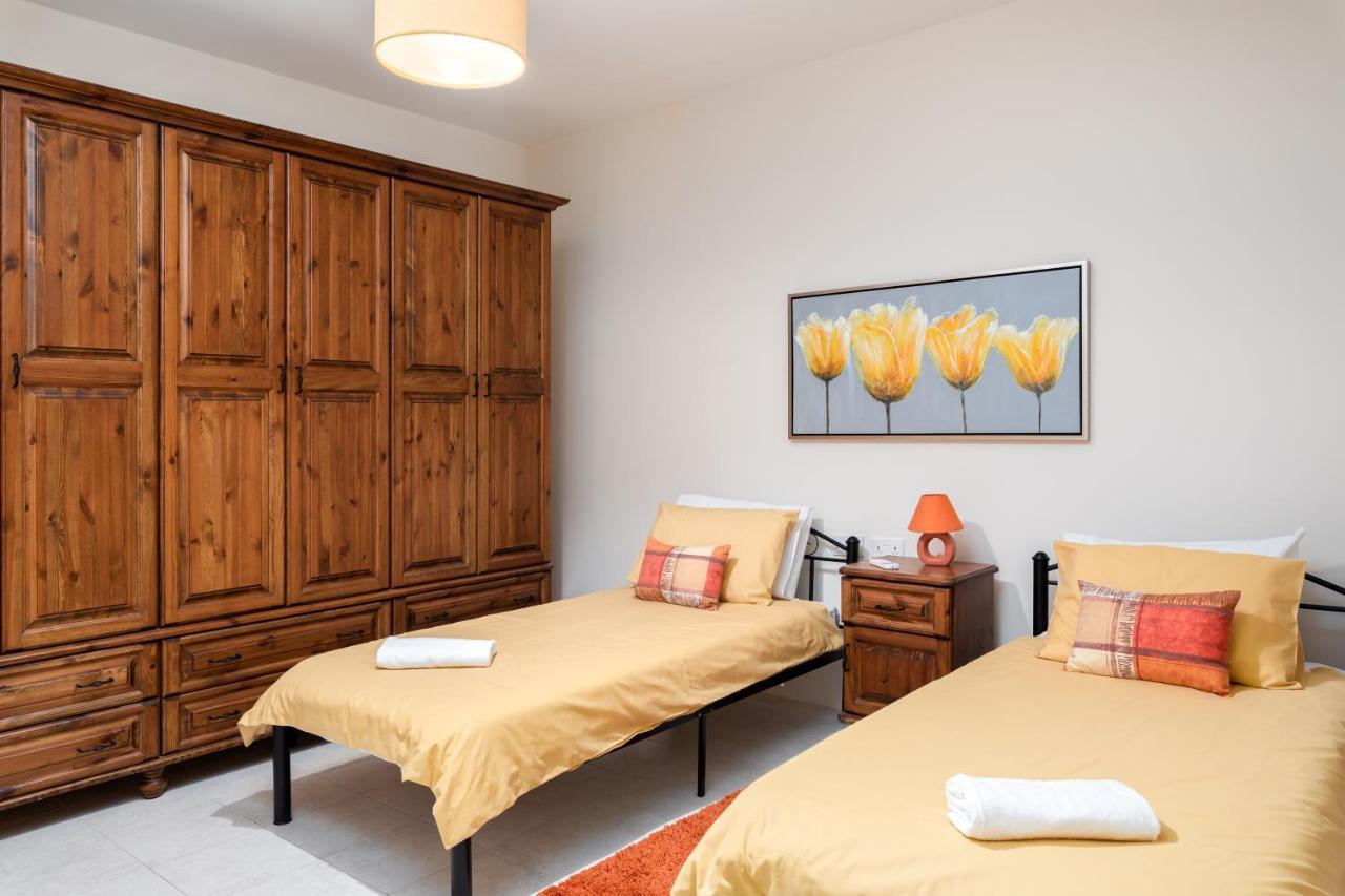 Spacious, Bright & Cosy 2 Bedroom 2 Bathroom Apartment - Msida Uni Heights Kültér fotó