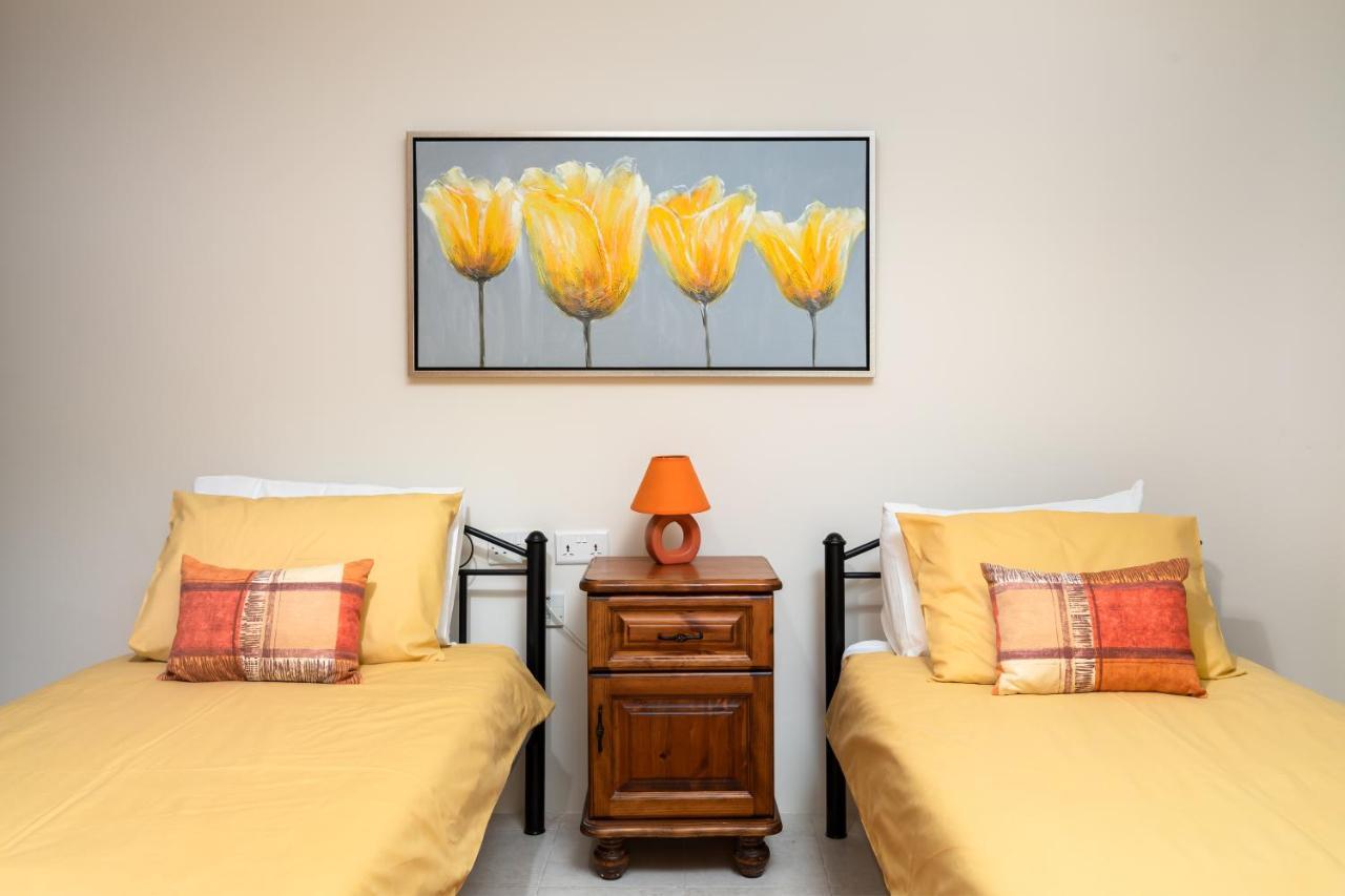 Spacious, Bright & Cosy 2 Bedroom 2 Bathroom Apartment - Msida Uni Heights Kültér fotó